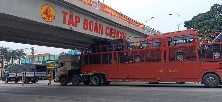 Xe cao hay cầu thấp?