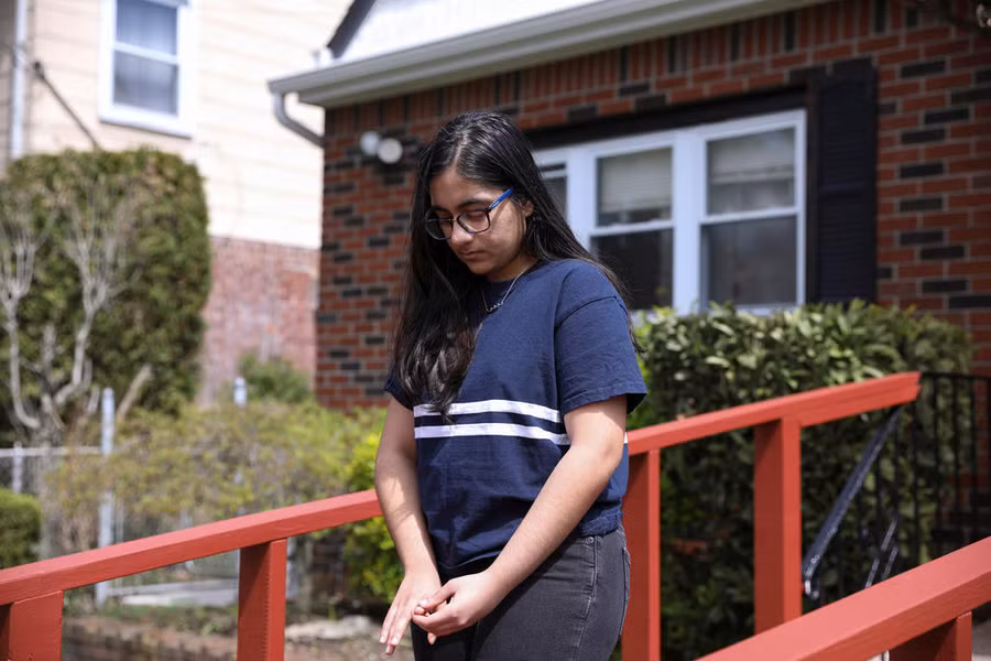 Xúc động tin nhắn cuối cùng khi biết mình không qua khỏi cho con của nữ bác sĩ nhiễm Covid-19 ảnh 1