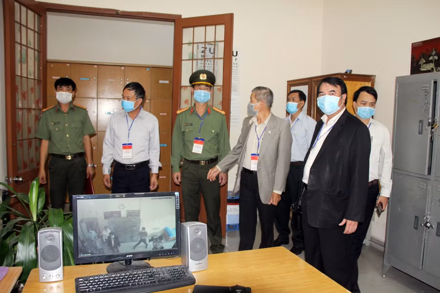 Ban chỉ đạo Kỳ thi kiểm tra phòng lưu trữ đề và bài thi