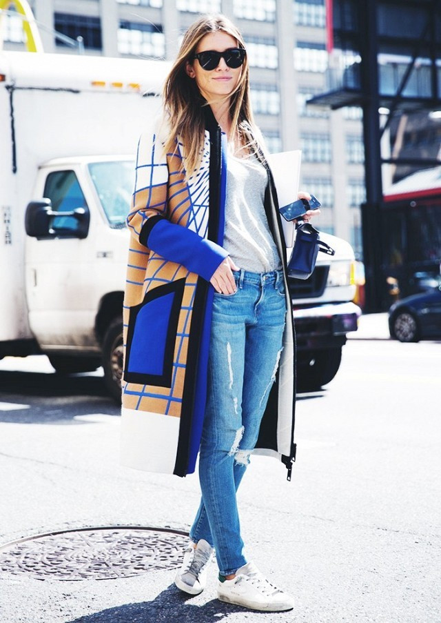 Cách mix quần jeans với áo phông trong từng hoàn cảnh ảnh 2 Cách mix quần jeans với áo phông 1