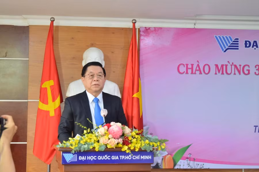 Ông Nguyễn Trọng Nghĩa-Bí thư Trung ương Đảng, Trưởng Ban Tuyên giáo Trung ương phát biểu.