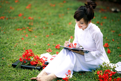 “Lưu bút tuổi học trò” ghi lại những khoảnh khắc, kỷ niệm về một thời đáng nhớ “Lưu bút tuổi học trò” ghi lại những khoảnh khắc, kỷ niệm về một thời đáng nhớ