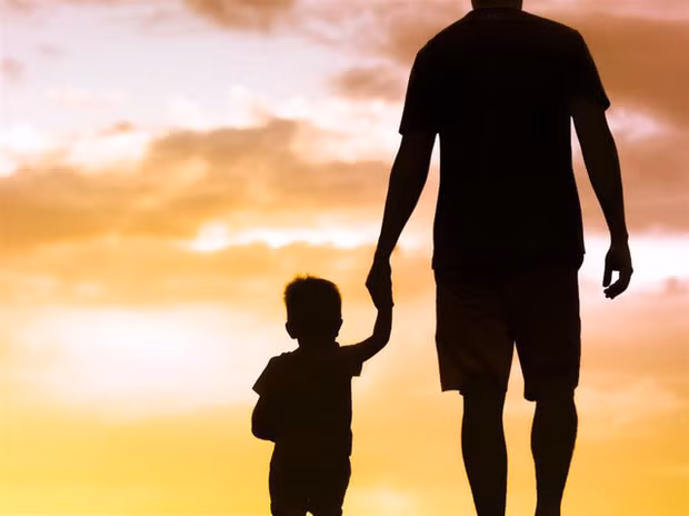 Giáo sư ĐH Harvard: Cha mẹ cứ làm tốt 8 vai trò này, con thành công là điều tất yếu-2