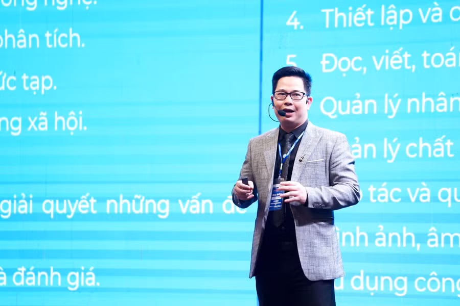 PGS.TS Trần Thành Nam, Trưởng khoa Các Khoa học giáo dục, Trường Đại học giáo dục (ĐHQG Hà Nội) là một chuyên gia giàu kinh nghiệm và tâm huyết trong lĩnh vực đào tạo, bồi dưỡng, phát triển nghiệp vụ tâm lý học đường.