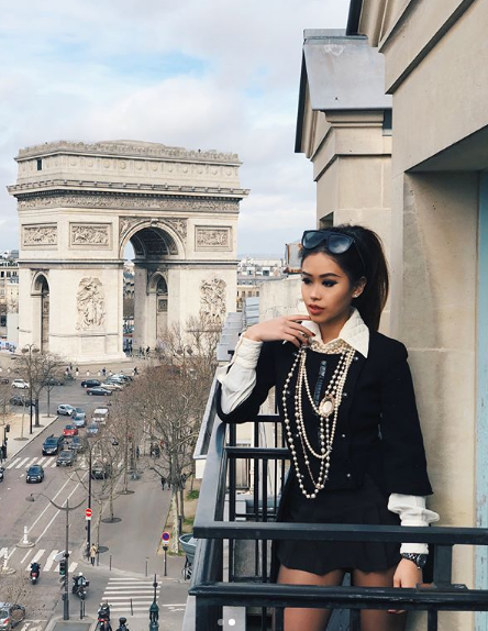 4 bí kíp đơn giản để hội chị em có góc ảnh đẹp - độc - lạ cho mùa du lịch rực rỡ ảnh 27 4 bí kíp đơn giản để hội chị em có góc ảnh đẹp - độc - lạ cho mùa du lịch rực rỡ ảnh 27