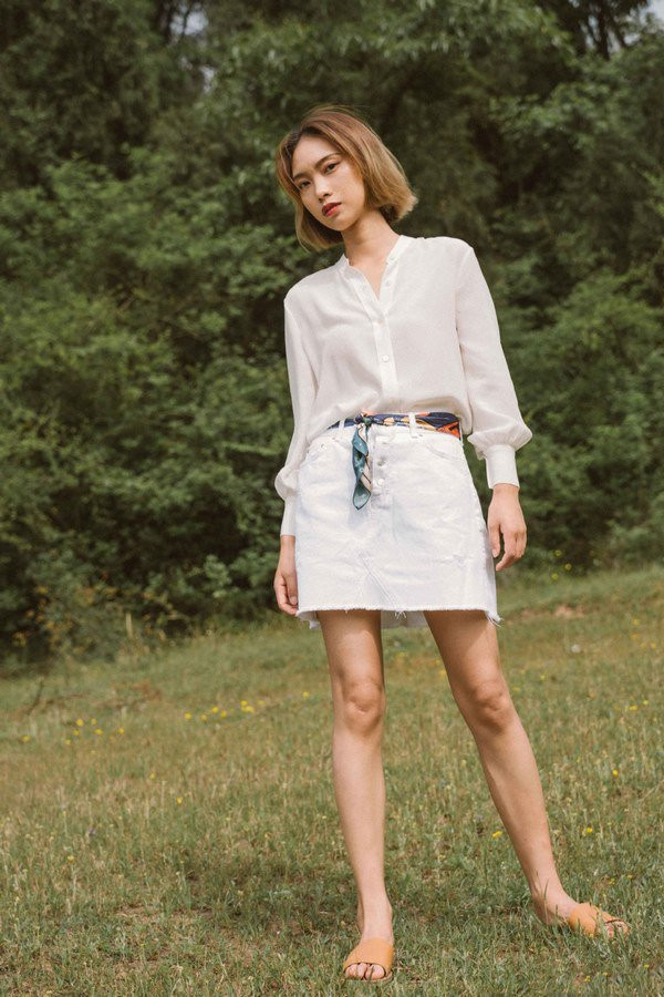 4 mẫu trang phục chị em nhất định không nên mặc đi làm kẻo mất hình tượng ảnh 9 khong muon mat hinh tuong trong mat dong nghiep, co nhung thu chi em nhat dinh dung dien di lam - 10