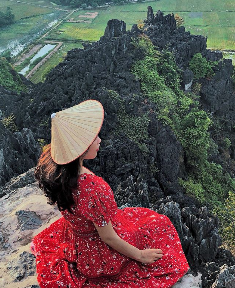 4 bí kíp đơn giản để hội chị em có góc ảnh đẹp - độc - lạ cho mùa du lịch rực rỡ ảnh 40 4 bí kíp đơn giản để hội chị em có góc ảnh đẹp - độc - lạ cho mùa du lịch rực rỡ ảnh 40