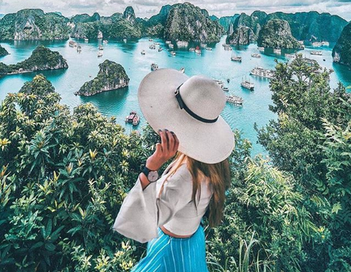 4 bí kíp đơn giản để hội chị em có góc ảnh đẹp - độc - lạ cho mùa du lịch rực rỡ