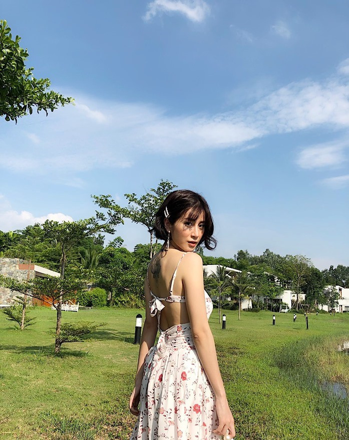 4 bí kíp đơn giản để hội chị em có góc ảnh đẹp - độc - lạ cho mùa du lịch rực rỡ ảnh 25 4 bí kíp đơn giản để hội chị em có góc ảnh đẹp - độc - lạ cho mùa du lịch rực rỡ ảnh 25