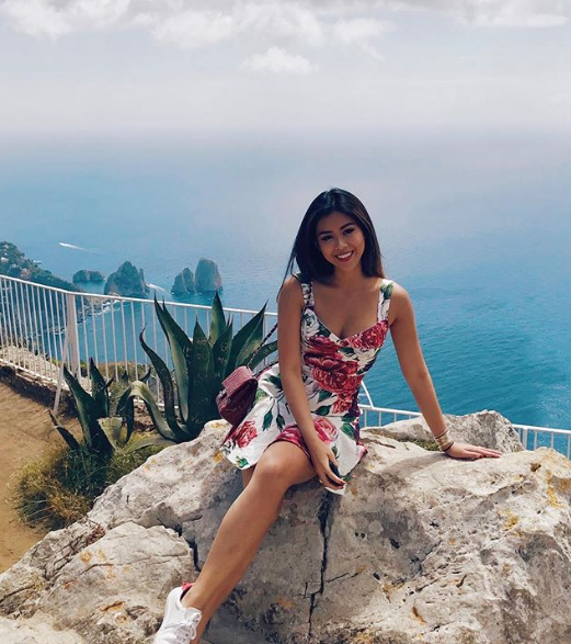 4 bí kíp đơn giản để hội chị em có góc ảnh đẹp - độc - lạ cho mùa du lịch rực rỡ ảnh 26 4 bí kíp đơn giản để hội chị em có góc ảnh đẹp - độc - lạ cho mùa du lịch rực rỡ ảnh 26