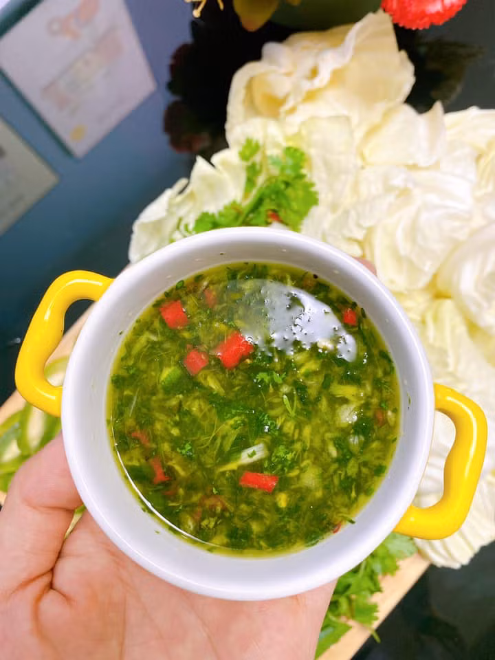 Dân mạng đua nhau hỏi cách làm nhót xanh chấm chẳm chéo ảnh 3