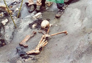 bi-mat-duoi-lop-bang-blogtamsu4