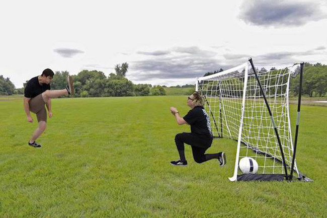 chi vi &quot;lac buoc&quot; ma thanh nien bi cu dan mang che anh hinh anh 9