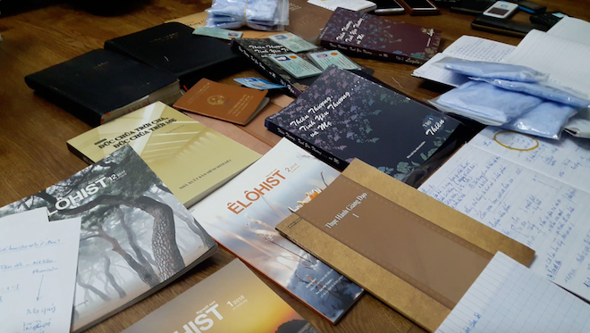 Các tài liệu phát hiện được tại hiện trường Các tài liệu phát hiện được tại hiện trường