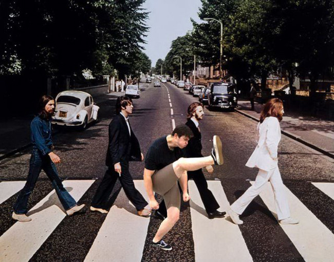 chi vi &quot;lac buoc&quot; ma thanh nien bi cu dan mang che anh hinh anh 5