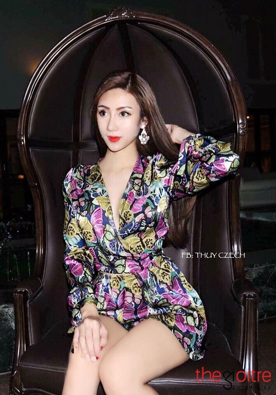 Được biết sau khi học hết lớp 12, Diệu thủy đã đi du học tại Nhật được 1 năm. Cũng từ đây cô nàng bắt đầu khoảng thời gian sống tự lập và vẽ lên một “thanh xuân” thật nhiều màu sắc. Được biết sau khi học hết lớp 12, Diệu thủy đã đi du học tại Nhật được 1 năm. Cũng từ đây cô nàng bắt đầu khoảng thời gian sống tự lập và vẽ lên một “thanh xuân” thật nhiều màu sắc.