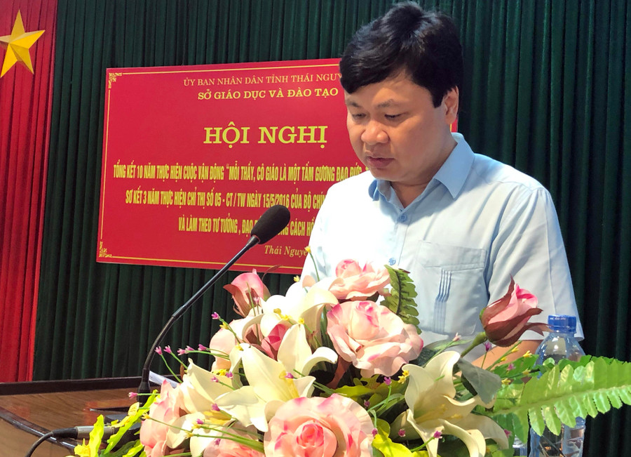 Ông Phạm Việt Đức - Giám đốc Sở GD&ĐT Thái Nguyên phát biểu tại Hội nghị. Ông Phạm Việt Đức - Giám đốc Sở GD&ĐT Thái Nguyên phát biểu tại Hội nghị.
