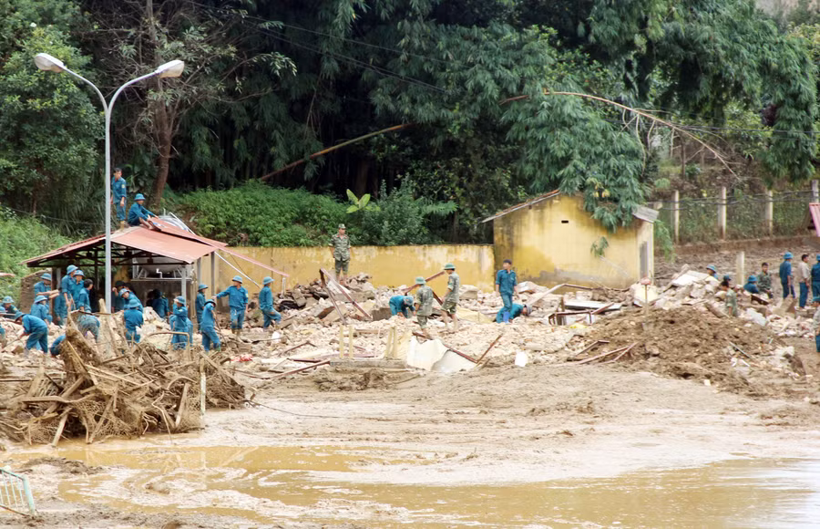 Giáo dục vùng lũ dồn sức khắc phục hậu quả thiên tai
