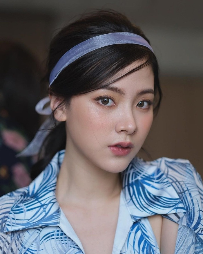 Nhan sắc cực phẩm, đẹp không tì vết của nữ chính "Chiếc lá bay" ảnh 10 Học nữ chính Chiếc lá bay diện loạt kiểu tóc siêu quyến rũ, sang chảnh