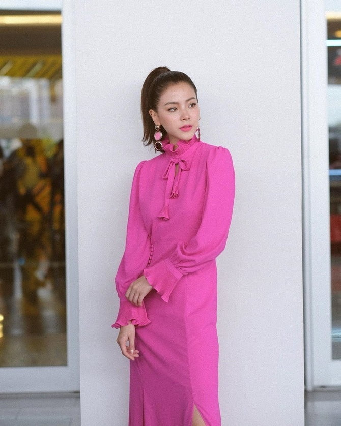 Nhan sắc cực phẩm, đẹp không tì vết của nữ chính "Chiếc lá bay" ảnh 4 Học nữ chính Chiếc lá bay diện loạt kiểu tóc siêu quyến rũ, sang chảnh