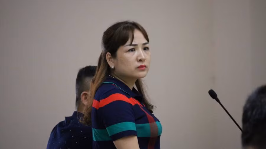 Bị hại tại phiên toà xét xử chiều 25/7.