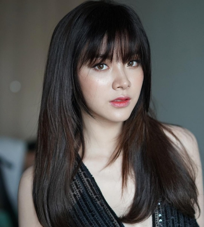 Nhan sắc cực phẩm, đẹp không tì vết của nữ chính "Chiếc lá bay" ảnh 8 Học nữ chính Chiếc lá bay diện loạt kiểu tóc siêu quyến rũ, sang chảnh