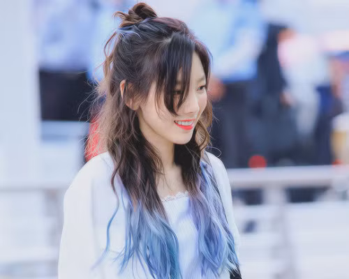 Taeyeon ombre đuôi tóc cực chất