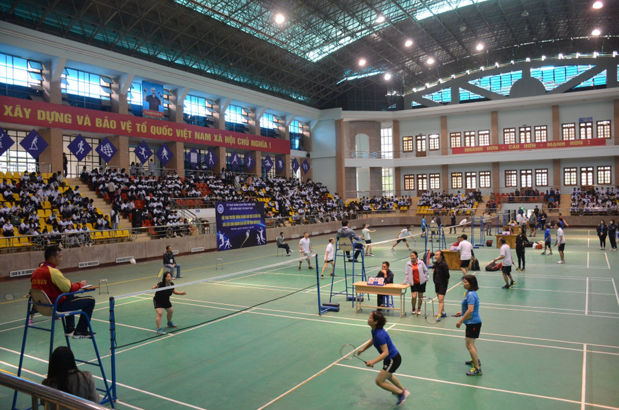 Giải cầu lông ngành Giáo dục mở rộng được tổ chức từ ngày 5 - 6/11. Giải cầu lông ngành Giáo dục mở rộng được tổ chức từ ngày 5 - 6/11.