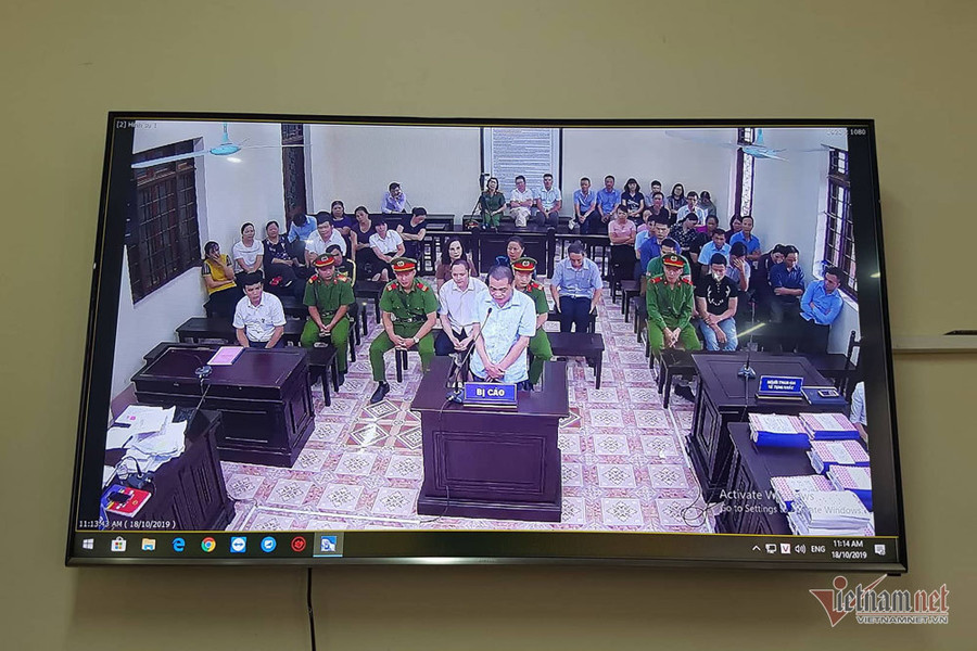 Vợ Chủ tịch tỉnh Hà Giang bị xem xét kỷ luật trong đợt 2 ảnh 1 Vợ Chủ tịch tỉnh Hà Giang bị xem xét kỷ luật trong đợt 2