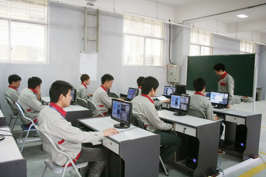 E-learning trong giáo dục nghề nghiệp là yêu cầu thiết yếu trong đào tạo nguồn nhân lực thời đại CMCN 4.0