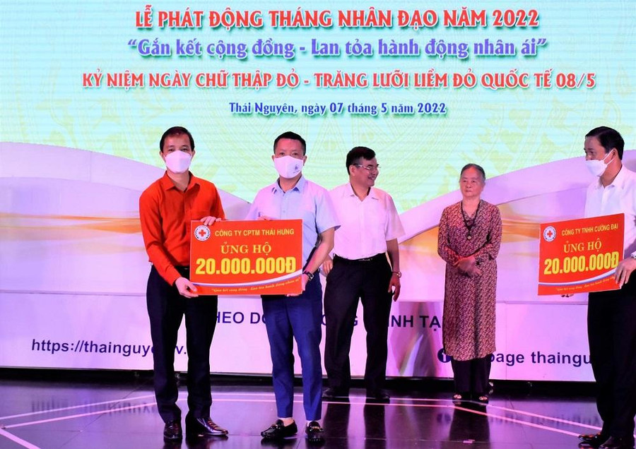 Công ty Cổ phần Thương mại Thái Hưng ủng hộ Quỹ nhân đạo tỉnh Thái Nguyên năm 2022. Công ty Cổ phần Thương mại Thái Hưng ủng hộ Quỹ nhân đạo tỉnh Thái Nguyên năm 2022.