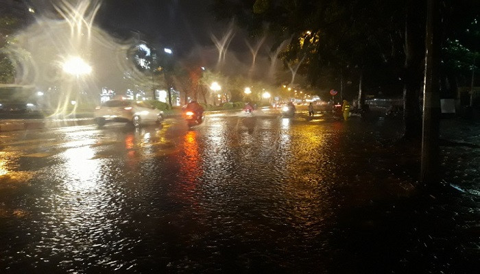Thời tiết hôm nay ngày nắng, chiều tối có mưa dông