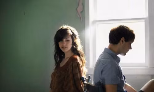 Dấu hiệu dễ nhận biết một cuộc hôn nhân sắp tan vỡ