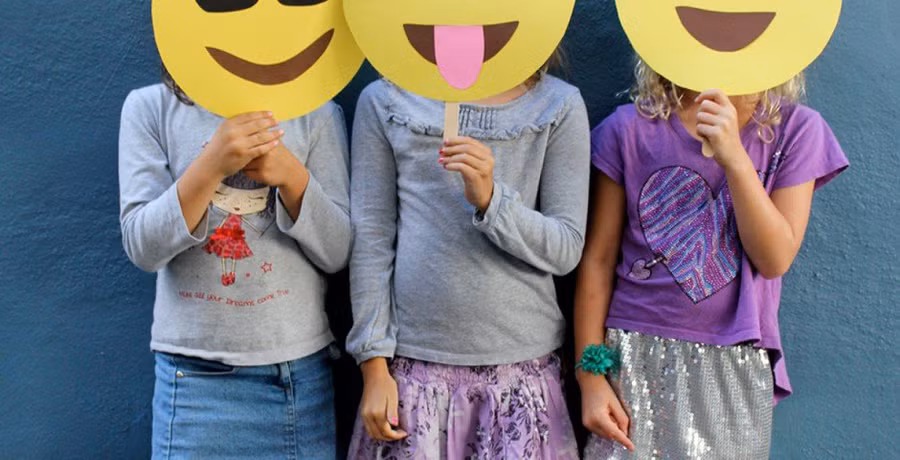 Những đứa trẻ nhút nhát có thể cảm thấy lời nói của chúng không quan trọng. (Ảnh: ITN)