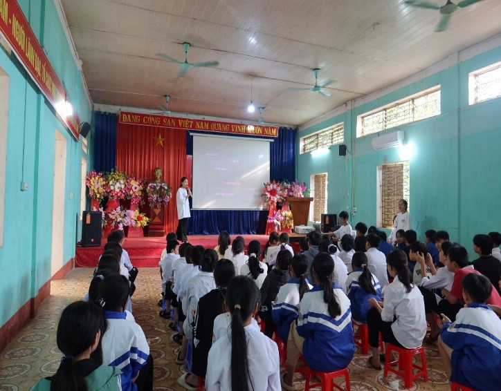 Buổi chia sẻ ngoại khóa về tâm sinh lý tuổi dậy thì.