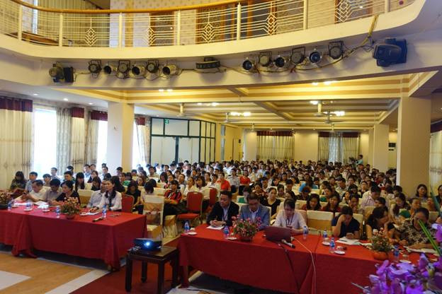 Hội nghị thu hút sự quan tâm tham dự của đại biểu đến từ 80 trường tiểu học có tổ chức bữa ăn bán trú trên toàn địa bàn tỉnh.