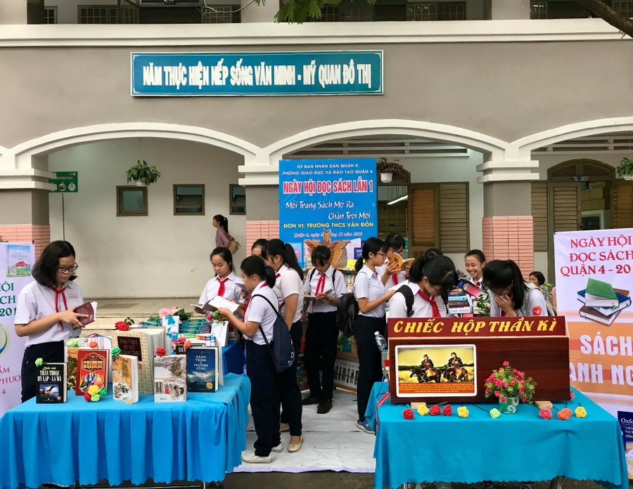 Học sinh tham gia Ngày hội đọc sách do Phòng GD&ĐT quận 4 tổ chức Học sinh tham gia Ngày hội đọc sách do Phòng GD&ĐT quận 4 tổ chức
