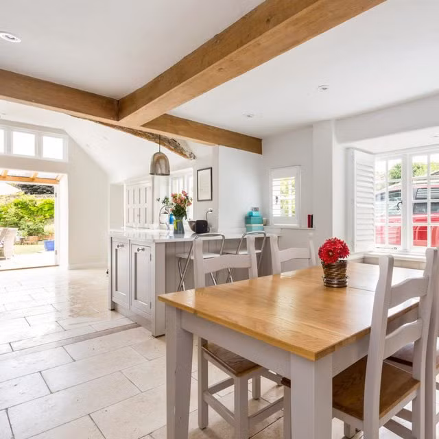 ngoi nha quyen ru o vung que khien ai den choi mot lan cung nho mai - 4