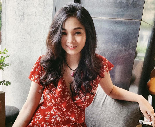 Dàn hot girl đình đám một thời ngày càng xinh đẹp dù đã là mẹ hai con