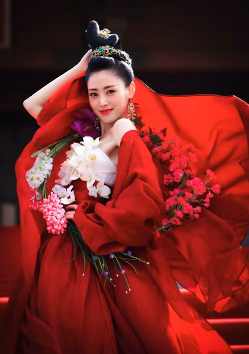 9. Trương Thiên Ái.