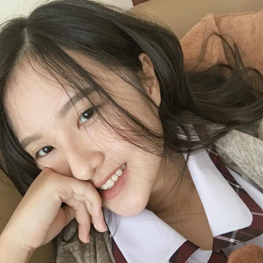 10X chưa có ý định tham gia showbiz. Cô nàng mong muốn thi đỗ vào trường đại học mình yêu thích, trở thành một thông dịch viên tiếng Anh trong tương lai. 10X chưa có ý định tham gia showbiz. Cô nàng mong muốn thi đỗ vào trường đại học mình yêu thích, trở thành một thông dịch viên tiếng Anh trong tương lai.