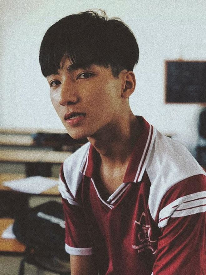 10X bối rối khi xuất hiện trên mạng vì gương mặt giống Sơn Tùng M-TP - ảnh 3