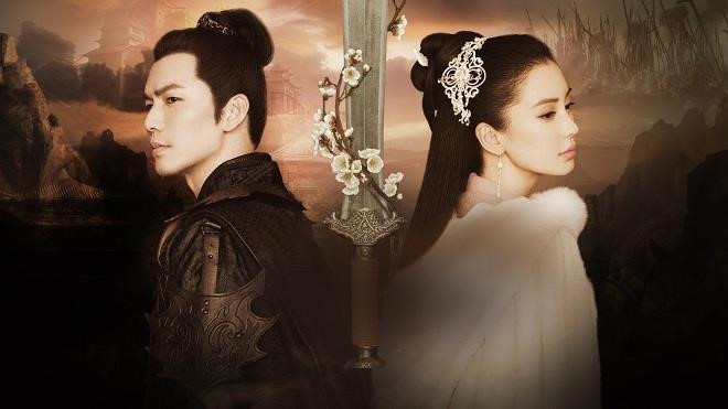 Cô phương bất tự thưởng bị xem là bộ phim "không có tâm" nhất trong lịch sử truyền hình Hoa ngữ. Từ nhà sản xuất đến diễn viên đều làm việc một cách qua loa. Từ khi được phát sóng, phim đã vướng phải nhiều lùm xùm liên quan đến việc lạm dụng kỹ xảo, photoshop quá đà. Hai diễn viên chính Chung Hán Lương và Angelababy bị "ném đá" do lạm dụng diễn viên đóng thế khiến phim có rất nhiều cảnh cắt ghép lộ liễu. Diễn xuất đơ cứng của Angelababy cũng bị chỉ trích thậm tệ. Nhan sắc của cặp đôi chính không thể cứu vãn được điểm Douban lẫn rating ảm đạm của Cô phương bất tự thưởng. Loat nguoi tinh man anh dien trai, noi tieng cua my nhan Angelababy hinh anh 3