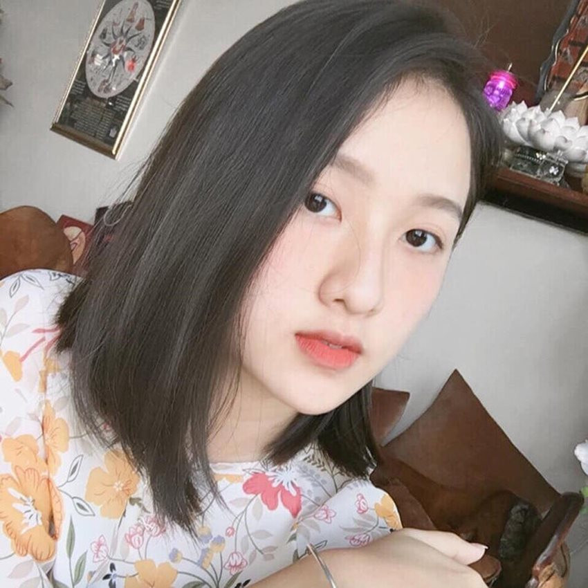 Việt Thương khiến nhiều người nhầm tưởng là con lai, mang hai dòng máu Việt - Hàn. Hình ảnh của cô cũng liên tục xuất hiện trên các Fanpage hot girl Hàn Quốc trong và ngoài nước. Cô gái sinh năm 2001 khá bất ngờ về sự quan tâm của dân mạng dành cho mình. Việt Thương khiến nhiều người nhầm tưởng là con lai, mang hai dòng máu Việt - Hàn. Hình ảnh của cô cũng liên tục xuất hiện trên các Fanpage hot girl Hàn Quốc trong và ngoài nước. Cô gái sinh năm 2001 khá bất ngờ về sự quan tâm của dân mạng dành cho mình.