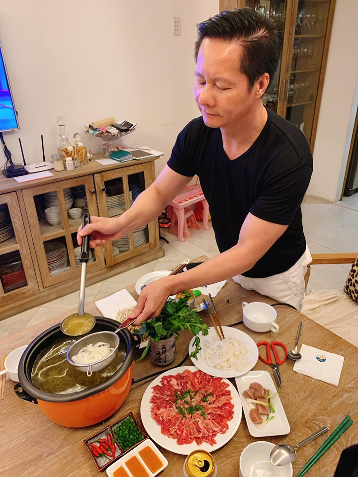 Phan Như Thảo đúng là số hưởng khi có ông xã đảm đang như thế này - Ảnh 1. Phan Như Thảo đúng là số hưởng khi có ông xã đảm đang như thế này - Ảnh 1.