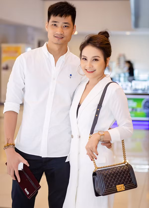 Những lần sánh đôi ở sự kiện của vợ chồng Bảo Thanh