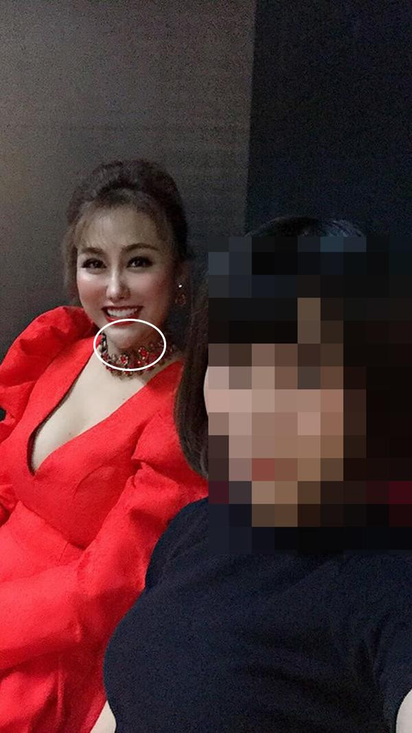 hot hoang truoc chiec cam ngay mot dai ngoang va nhon hoat cua phi thanh van - 3