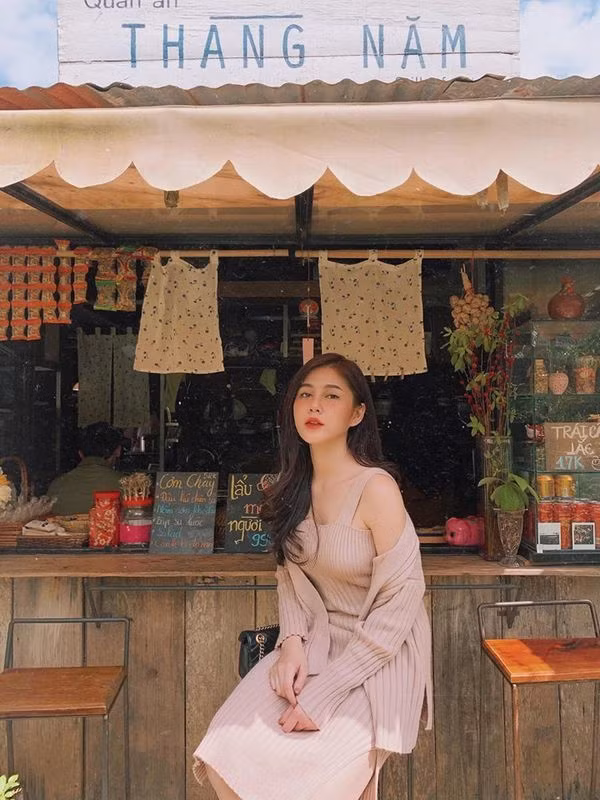 Hội bạn thân toàn gái xinh sinh năm 1990 của MC Thu Hoài người đang bị đồn là tình mới của bạn trai cũ Ngọc Thảo ảnh 3