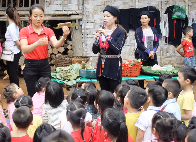 cach thuc giao duc ky nang song o truong mam non cua yen bai hinh 13