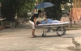 "Muốn biết lòng dạ đàn ông thì hãy đến ngay khoa sản"
